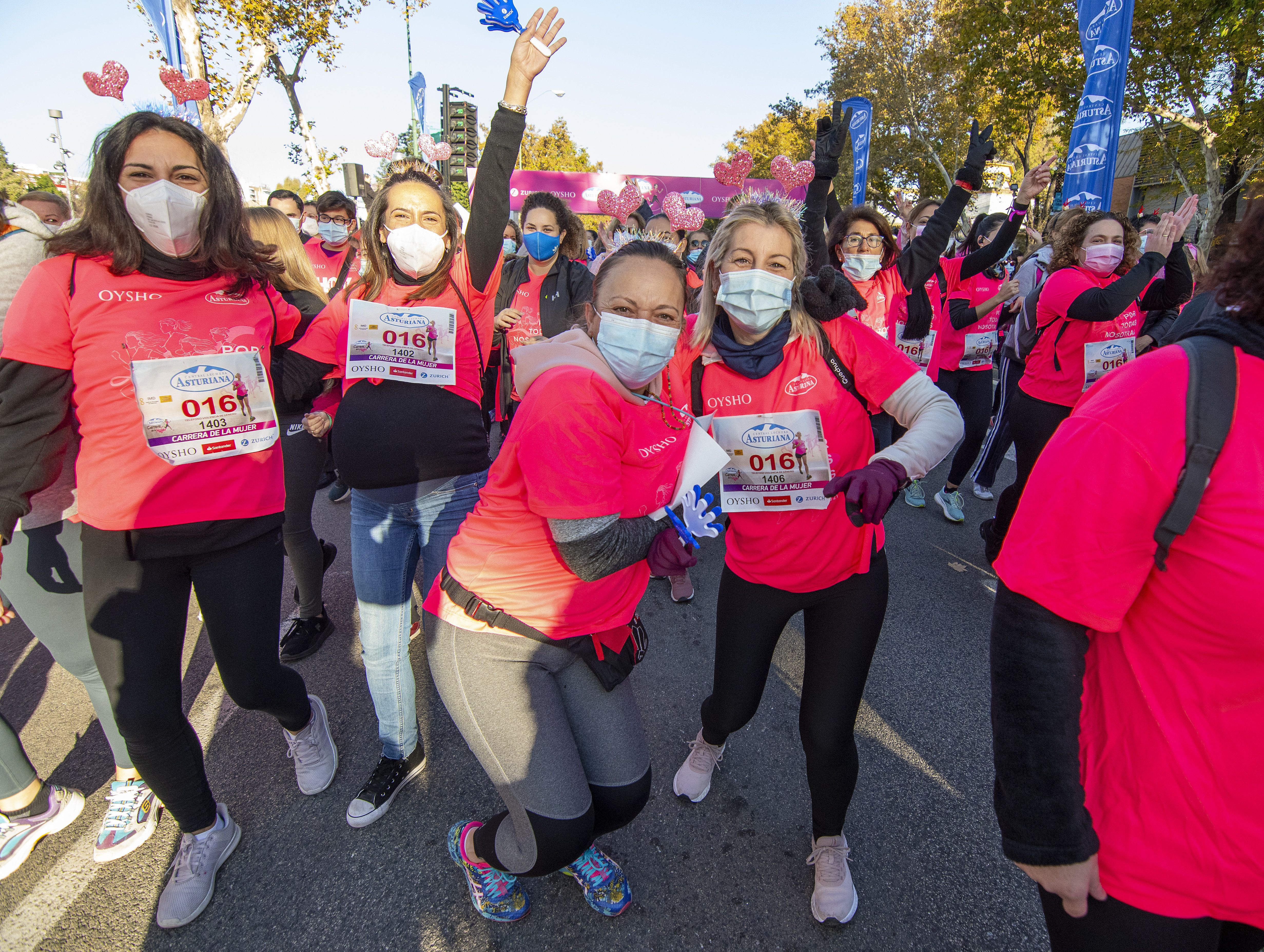 Las mejores fotos de la Carrera de la Mujer Central Lechera Asturiana Sevilla 2021 (SALIDA / GALERÍA 1)
