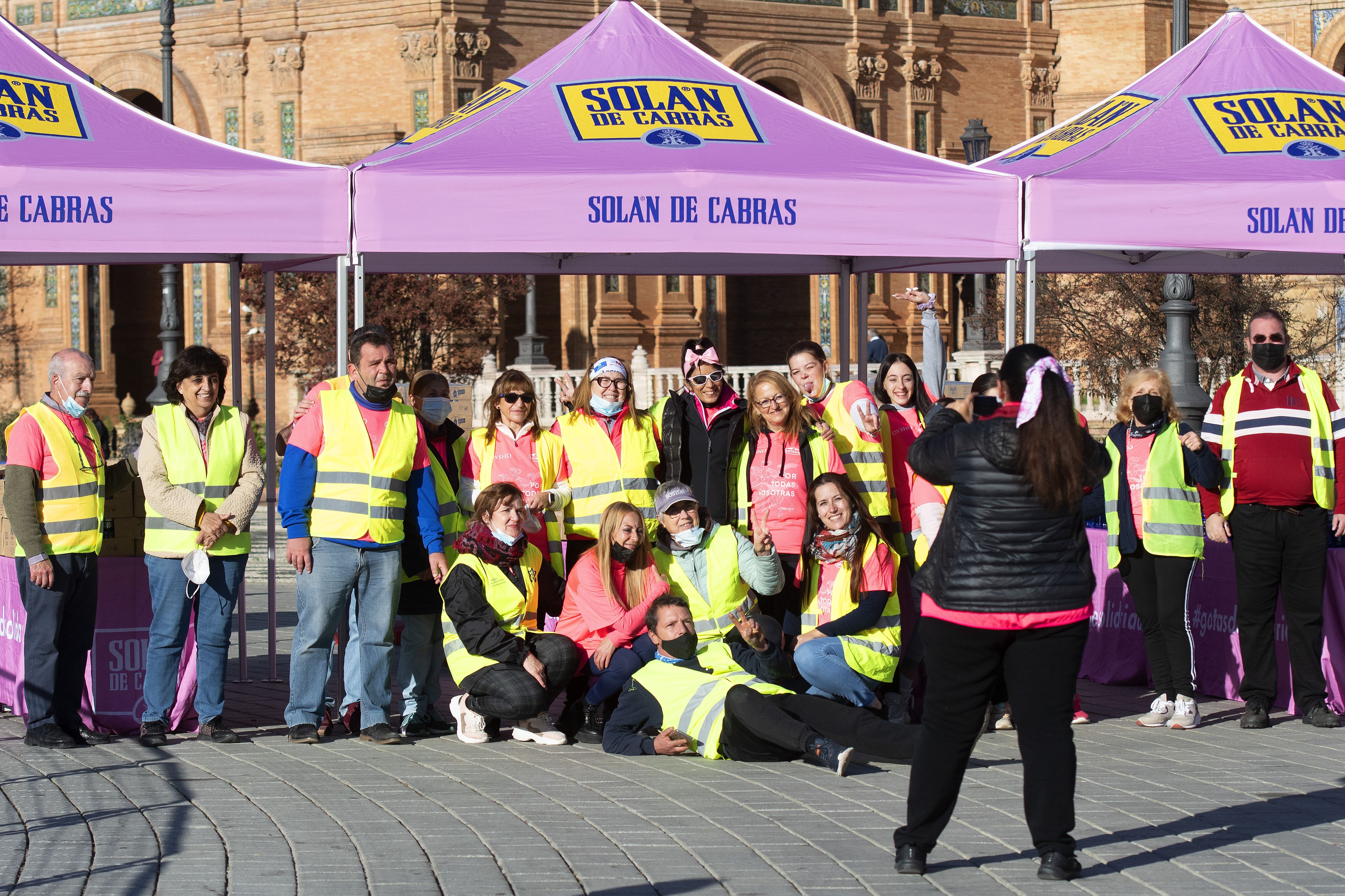 Las mejores fotos de la Carrera de la Mujer Central Lechera Asturiana Sevilla 2021 (SALIDA / GALERÍA 2)