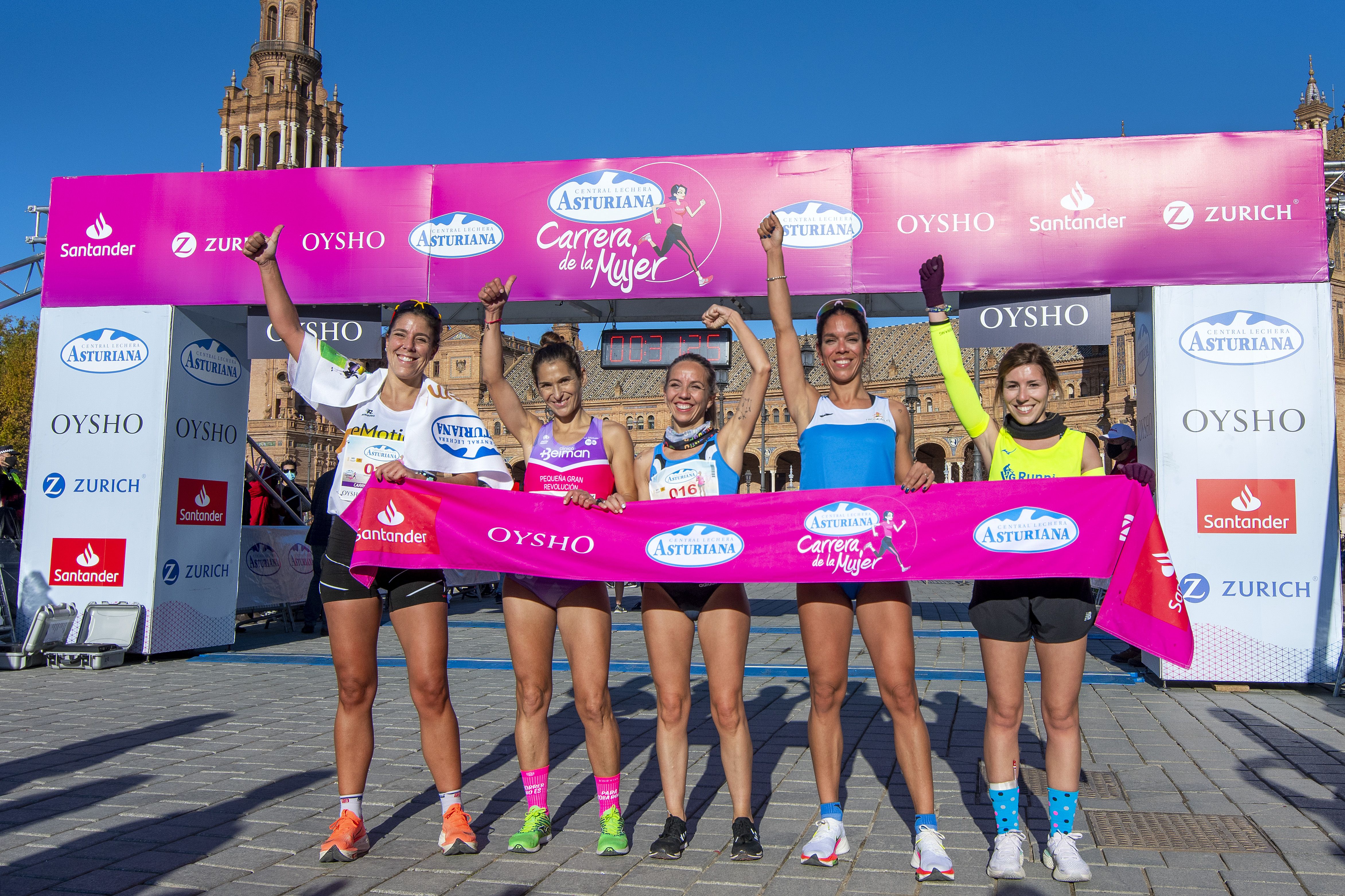 Las mejores fotos de la Carrera de la Mujer Central Lechera Asturiana Sevilla 2021 (LLEGADAS A META / GALERÍA 1)
