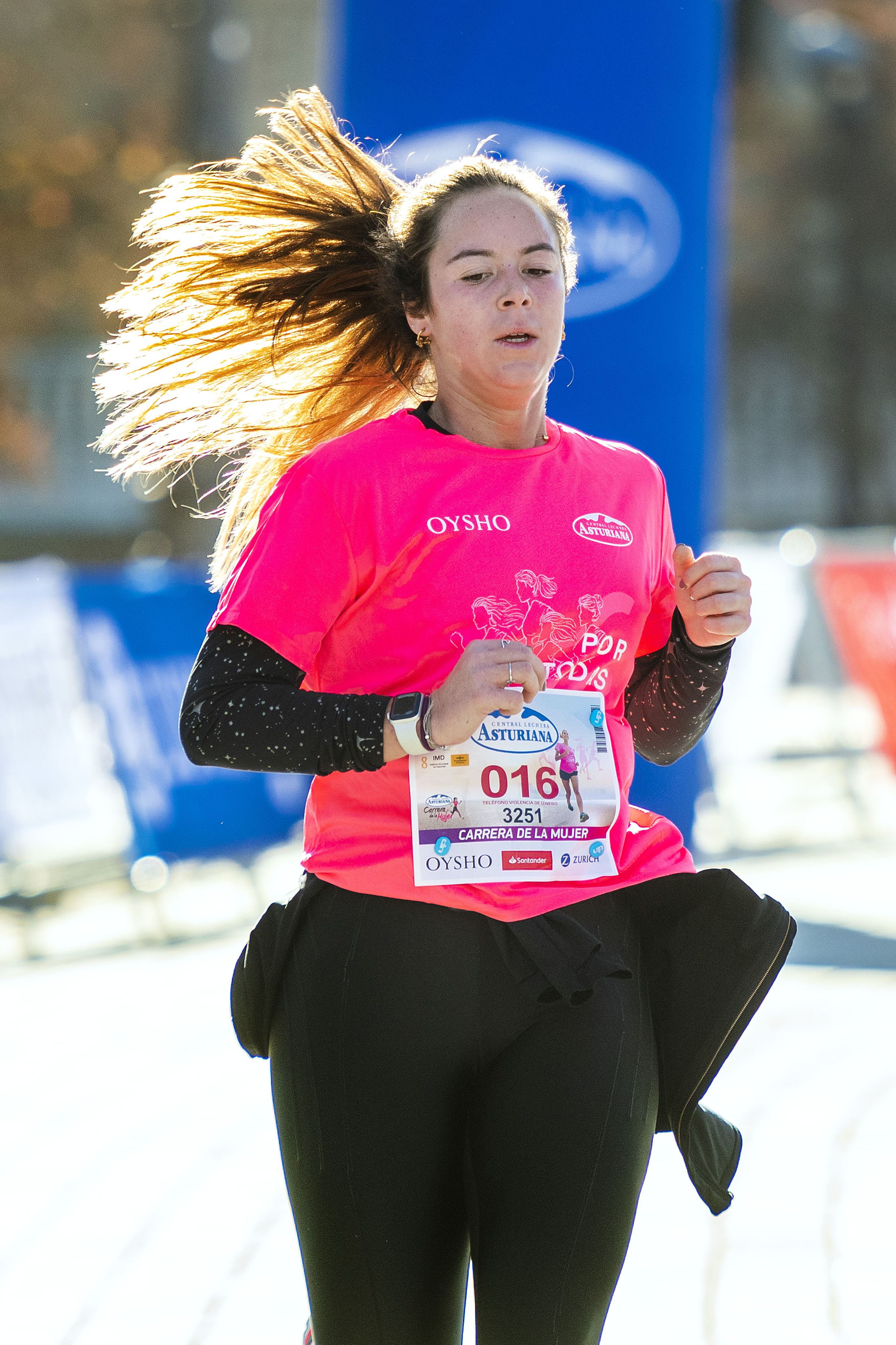 Las mejores fotos de la Carrera de la Mujer Central Lechera Asturiana Sevilla 2021 (LLEGADAS A META / GALERÍA 2)