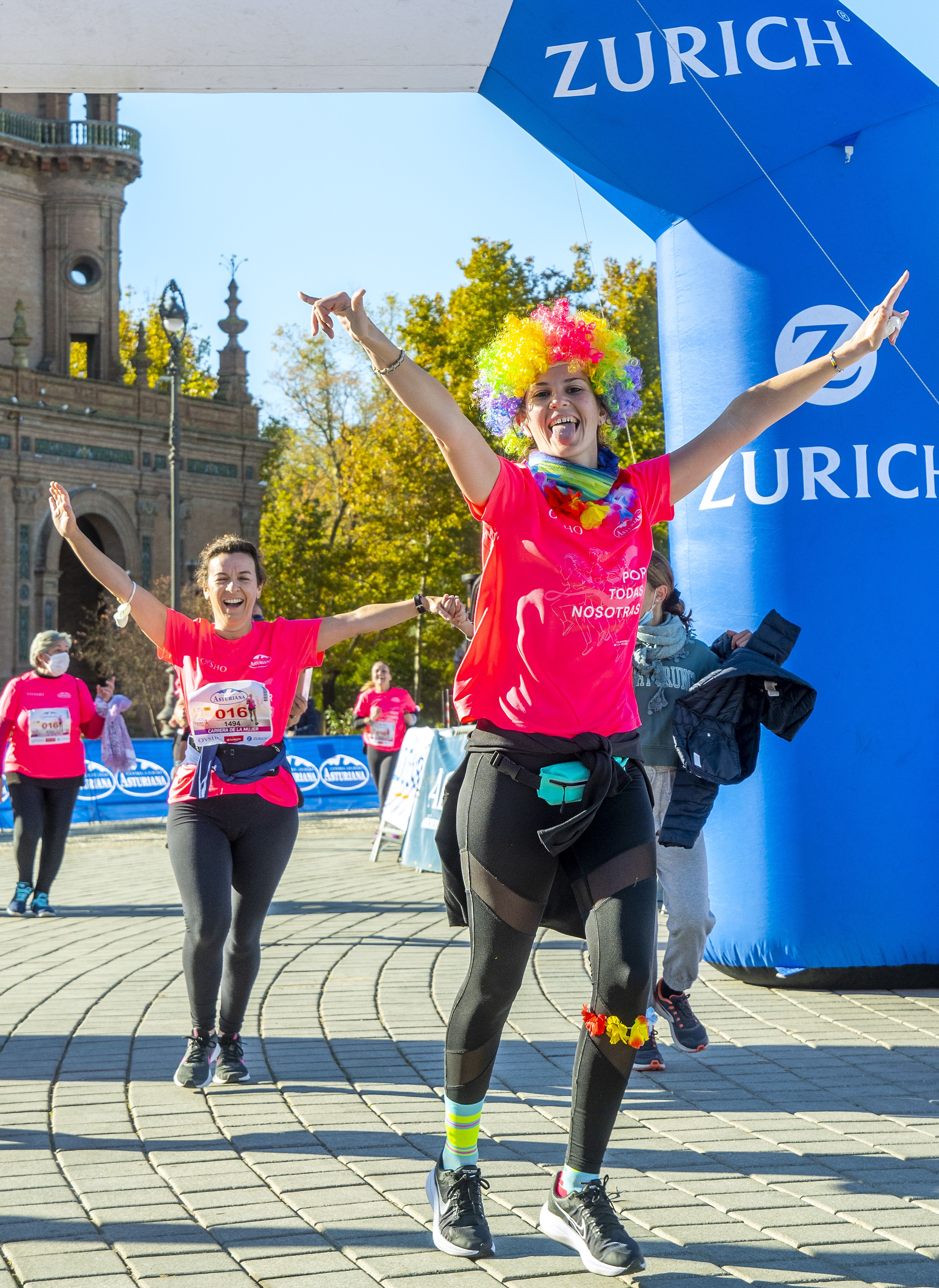 Las mejores fotos de la Carrera de la Mujer Central Lechera Asturiana Sevilla 2021 (LLEGADAS A META / GALERÍA 3)