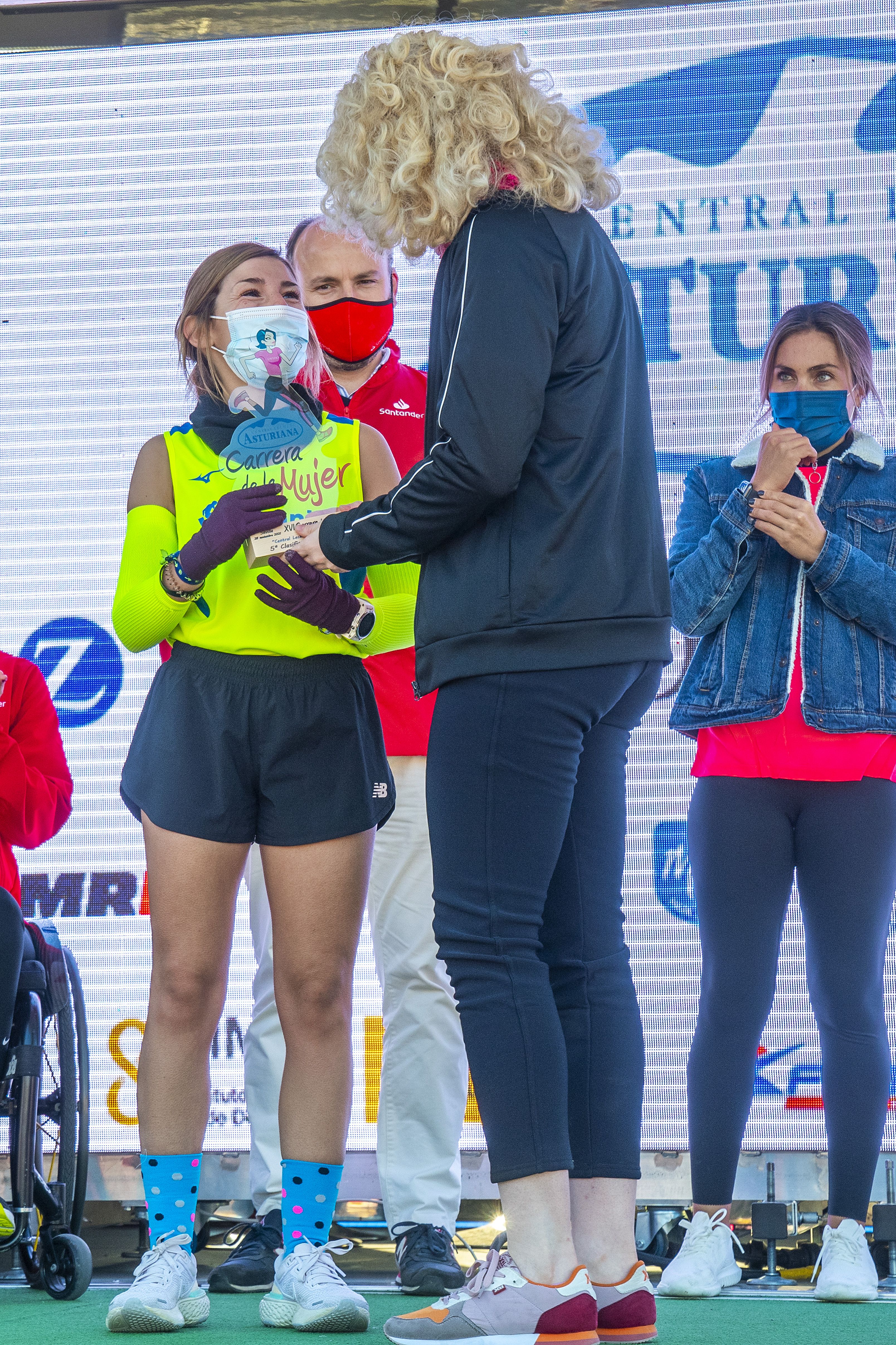 2Las mejores fotos de la Carrera de la Mujer Central Lechera Asturiana Sevilla 2021 (CEREMONIAS DE PREMIACIÓN / GALERÍA 1)
