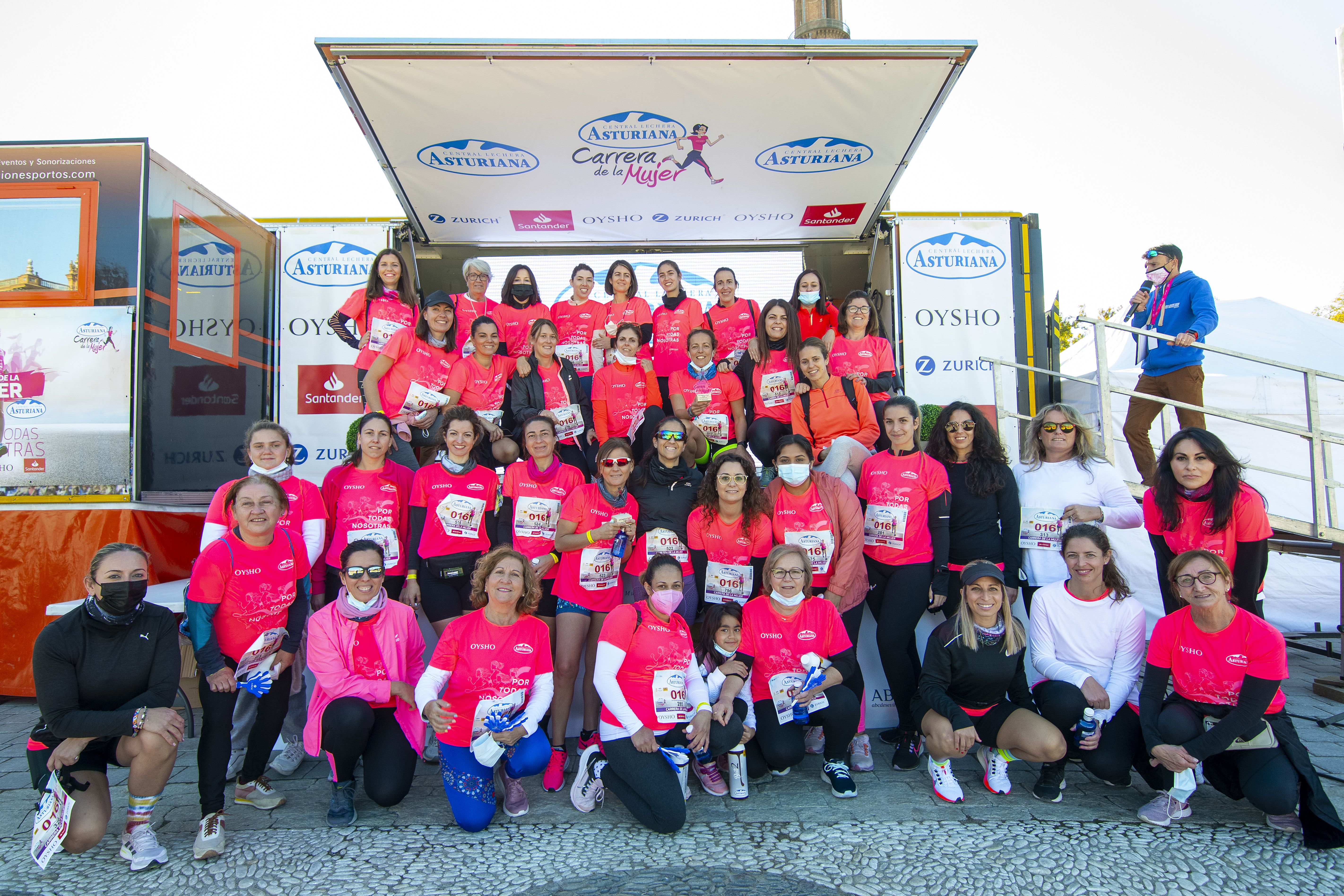 Las mejores fotos de la Carrera de la Mujer Central Lechera Asturiana Sevilla 2021 (CEREMONIAS DE PREMIACIÓN / GALERÍA 2)