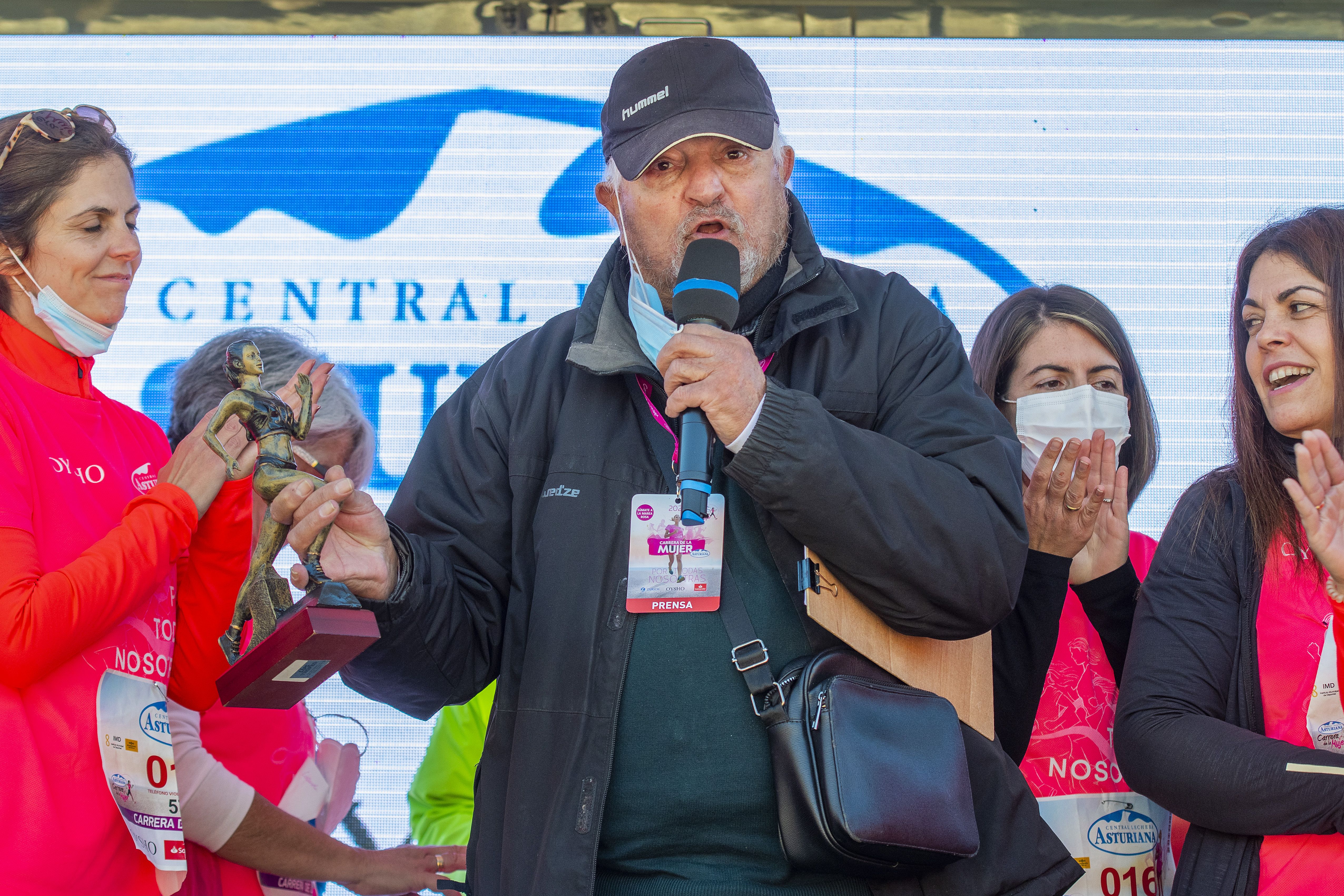 Las mejores fotos de la Carrera de la Mujer Central Lechera Asturiana Sevilla 2021 (CEREMONIAS DE PREMIACIÓN / GALERÍA 2)