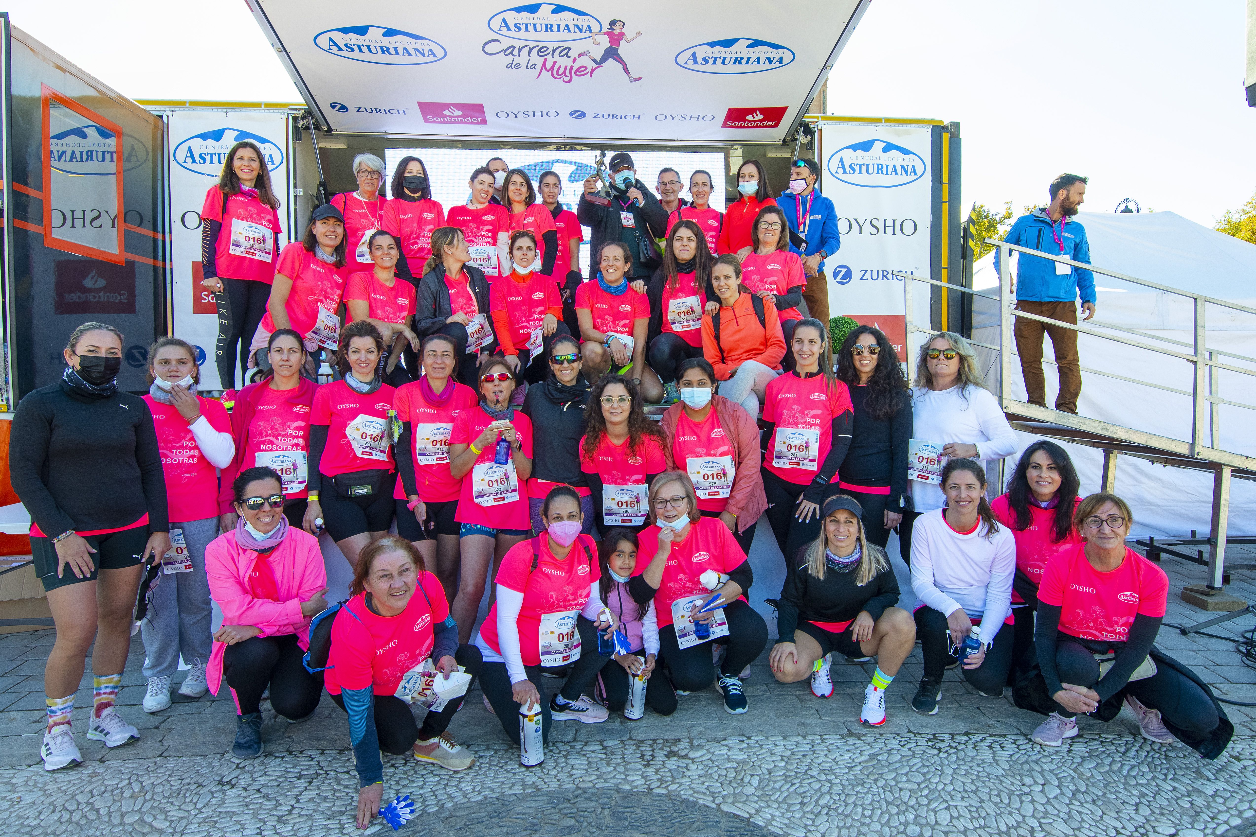 Las mejores fotos de la Carrera de la Mujer Central Lechera Asturiana Sevilla 2021 (CEREMONIAS DE PREMIACIÓN / GALERÍA 2)