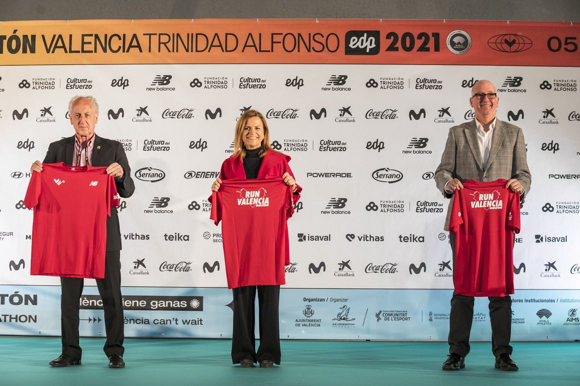 Un instante de la presentación del Maratón Valencia Trinidad Alfonso EDP 2021