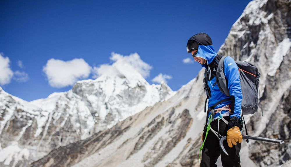 Kilian Jornet durante una de sus expediciones en el Himalaya. LYMBUS. Kilian Jornet durante una de sus expediciones en el Himalaya. LYMBUS.