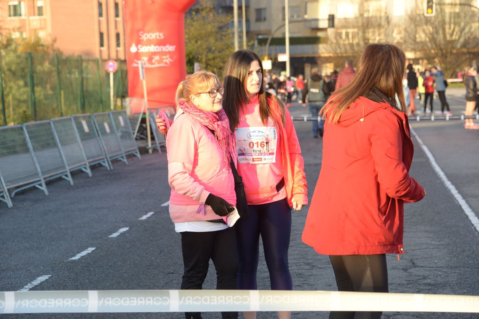 Las mejores fotos de la Carrera de la Mujer Central Lechera Asturiana Gijón 2021 (AMBIENTE DE SALIDA)