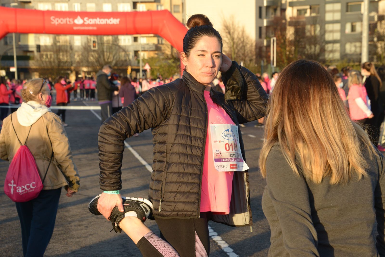 Las mejores fotos de la Carrera de la Mujer Central Lechera Asturiana Gijón 2021 (AMBIENTE DE SALIDA)