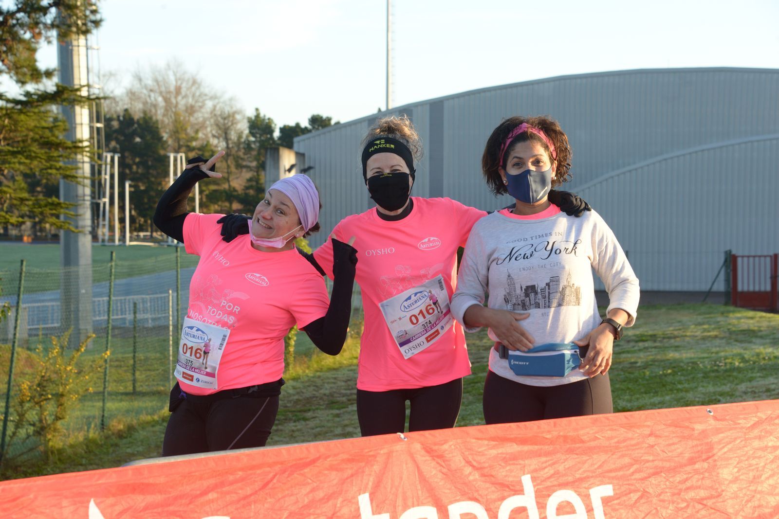 Las mejores fotos de la Carrera de la Mujer Central Lechera Asturiana Gijón 2021 (AMBIENTE DE SALIDA)