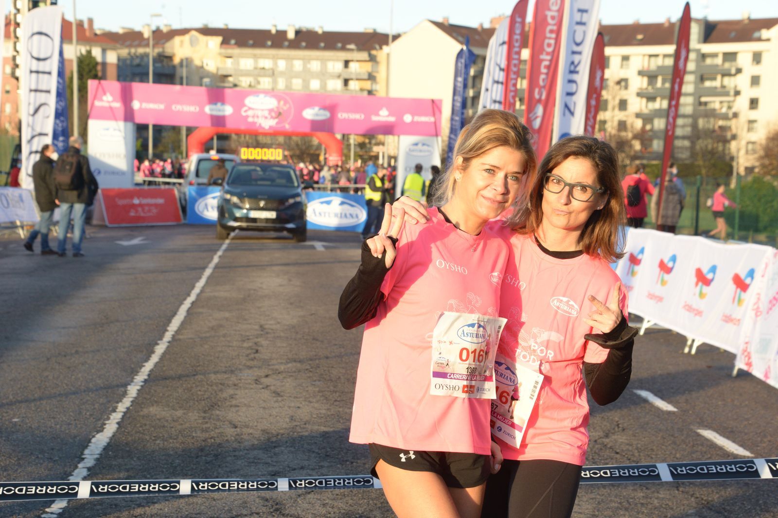 Las mejores fotos de la Carrera de la Mujer Central Lechera Asturiana Gijón 2021 (AMBIENTE DE SALIDA)