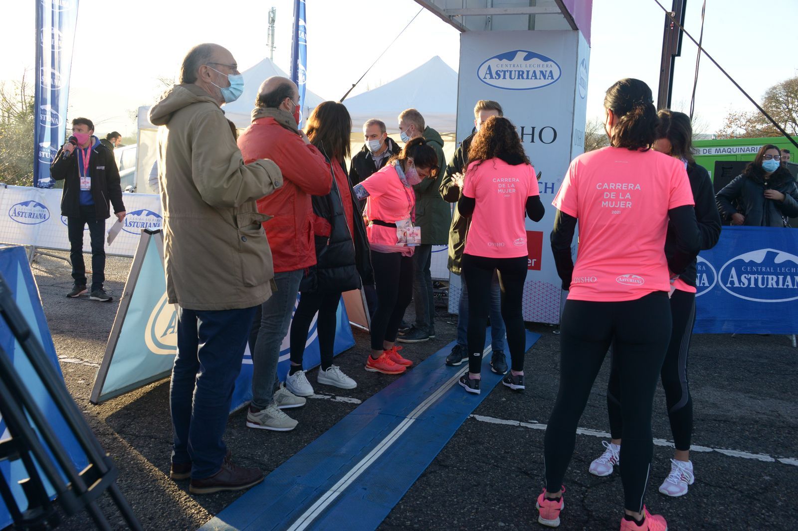 Las mejores fotos de la Carrera de la Mujer Central Lechera Asturiana Gijón 2021 (AMBIENTE DE SALIDA)