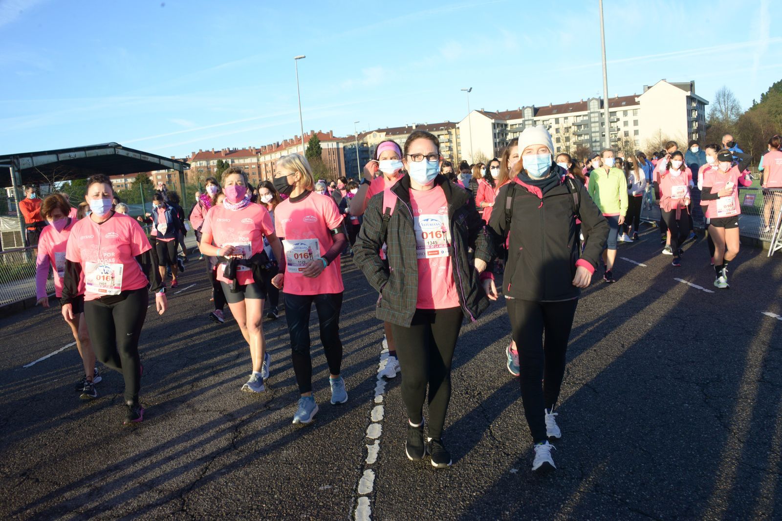 Las mejores fotos de la Carrera de la Mujer Central Lechera Asturiana Gijón 2021 (AMBIENTE DE SALIDA)