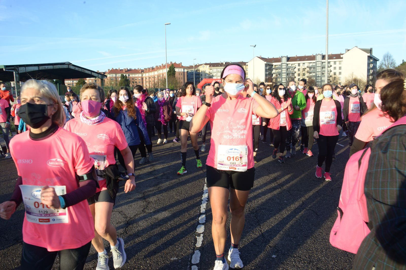Las mejores fotos de la Carrera de la Mujer Central Lechera Asturiana Gijón 2021 (AMBIENTE DE SALIDA)