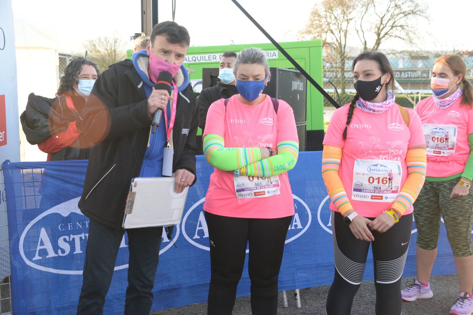 Las mejores fotos de la Carrera de la Mujer Central Lechera Asturiana Gijón 2021 (AMBIENTE DE SALIDA)