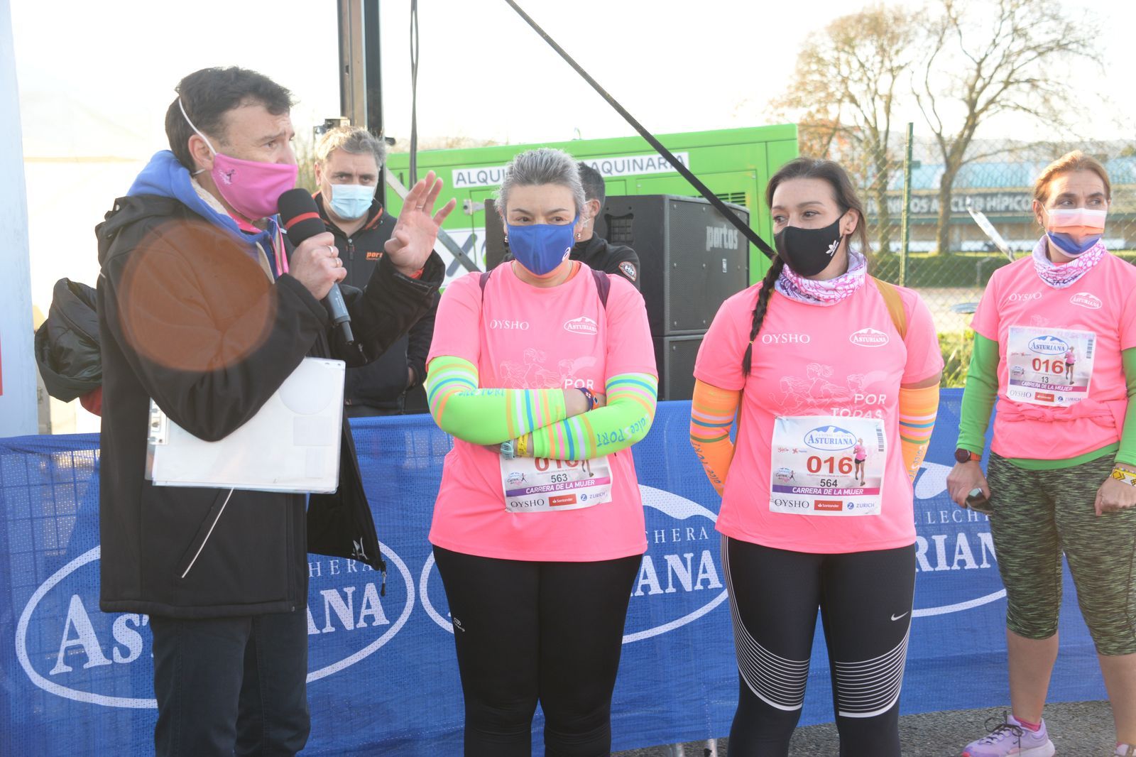 Las mejores fotos de la Carrera de la Mujer Central Lechera Asturiana Gijón 2021 (AMBIENTE DE SALIDA)