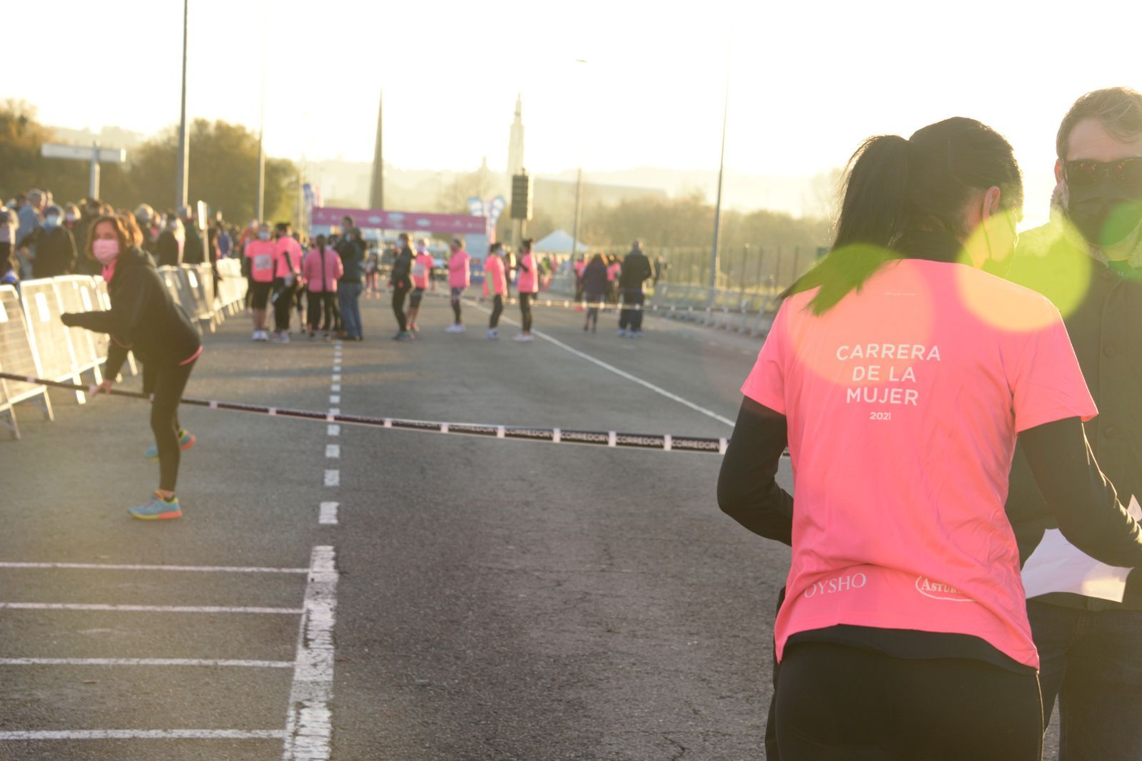 Las mejores fotos de la Carrera de la Mujer Central Lechera Asturiana Gijón 2021 (AMBIENTE DE SALIDA)