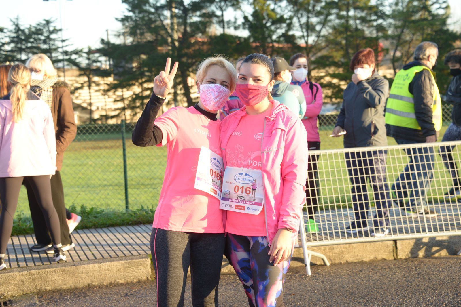 Las mejores fotos de la Carrera de la Mujer Central Lechera Asturiana Gijón 2021 (AMBIENTE DE SALIDA)