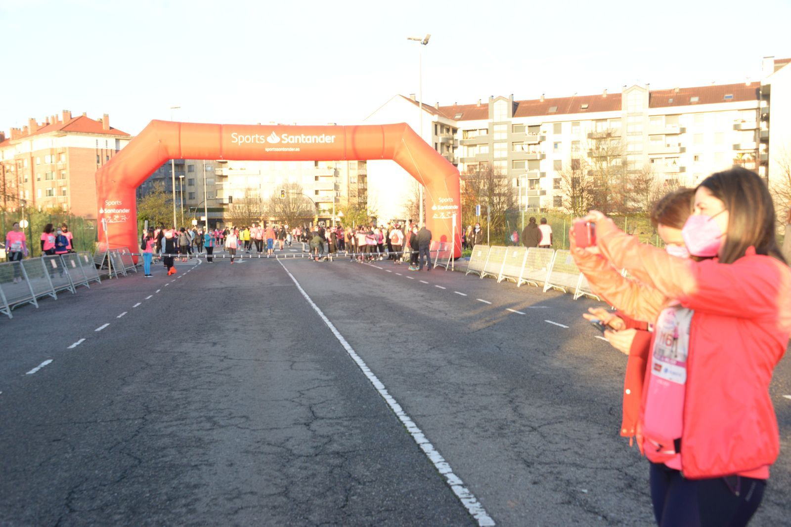 Las mejores fotos de la Carrera de la Mujer Central Lechera Asturiana Gijón 2021 (AMBIENTE DE SALIDA)