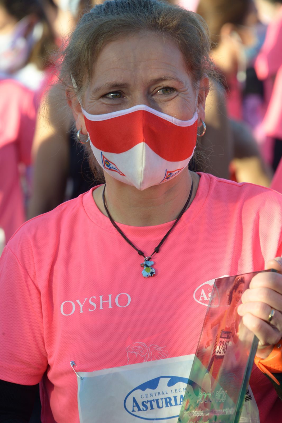 Las mejores fotos de la Carrera de la Mujer Central Lechera Asturiana Gijón 2021 (HOMENAJES DE SALIDA)