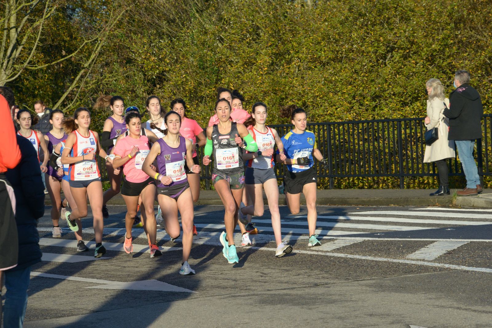 Las mejores fotos de la Carrera de la Mujer Central Lechera Asturiana Gijón 2021 (CARRERA / GALERÍA 1)