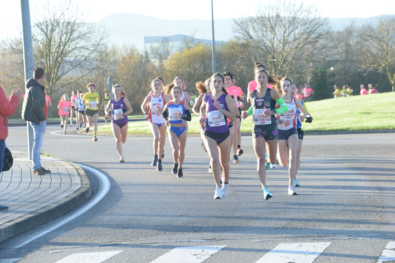 Las mejores fotos de la Carrera de la Mujer Central Lechera Asturiana Gijón 2021 (CARRERA / GALERÍA 1)