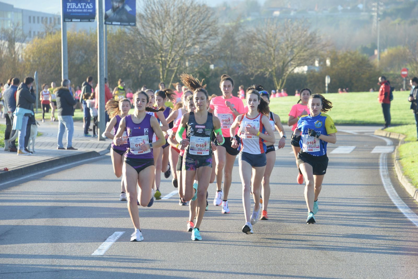 Las mejores fotos de la Carrera de la Mujer Central Lechera Asturiana Gijón 2021 (CARRERA / GALERÍA 1)