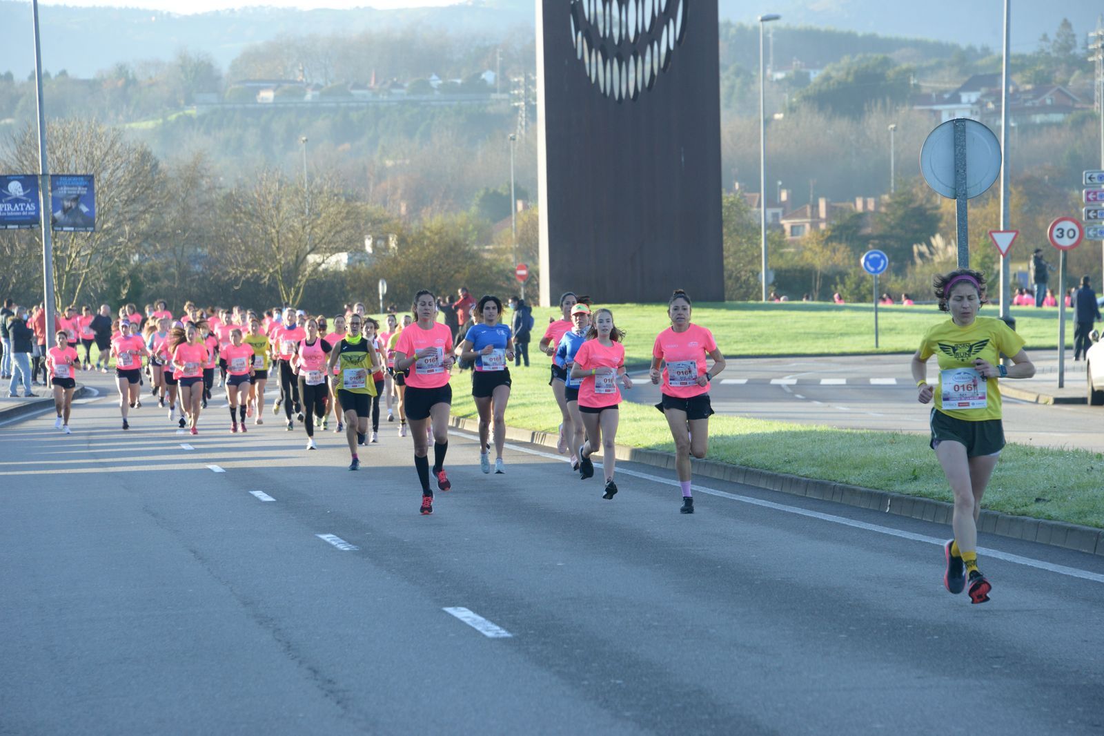 Las mejores fotos de la Carrera de la Mujer Central Lechera Asturiana Gijón 2021 (CARRERA / GALERÍA 1)