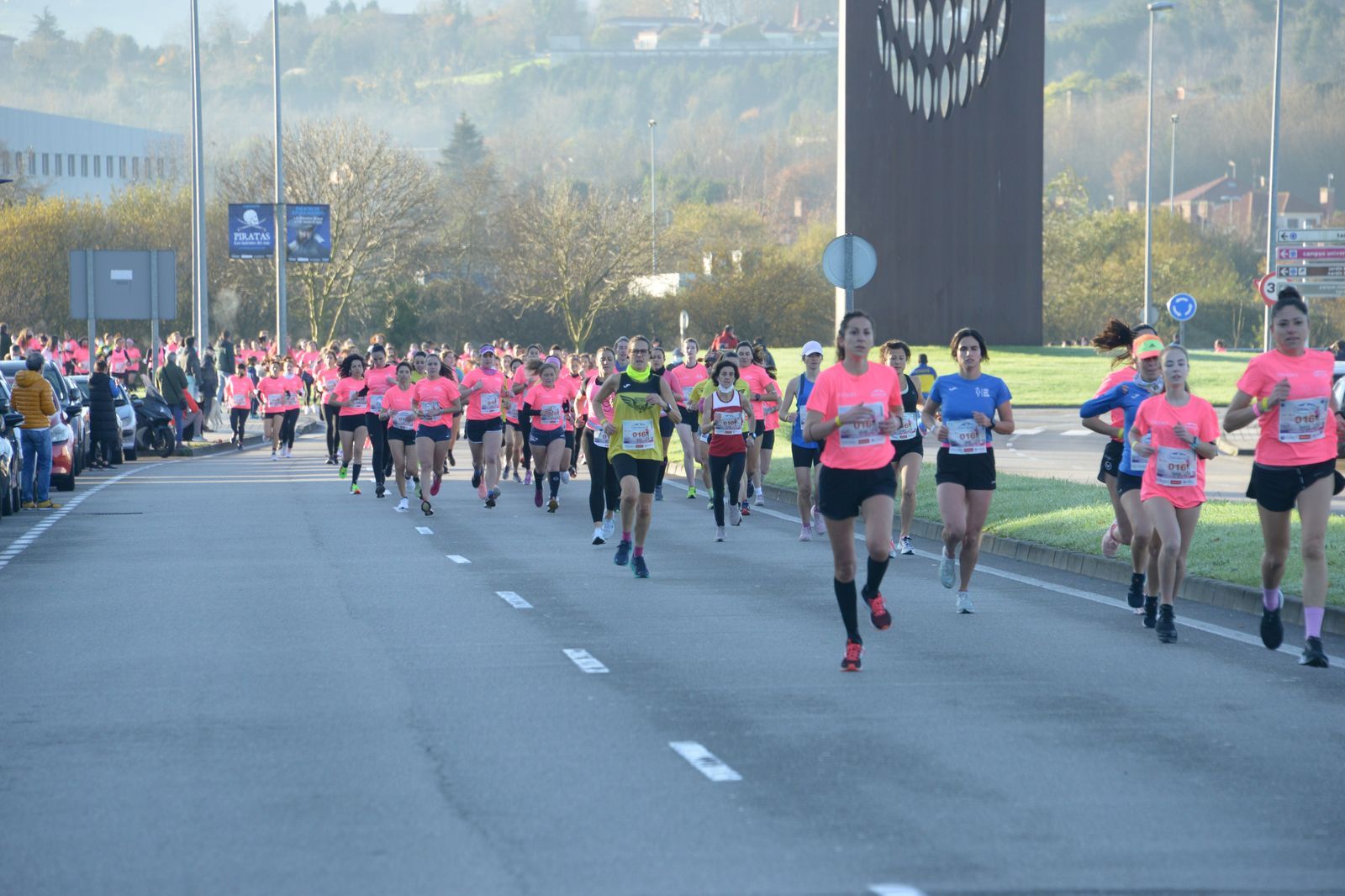 Las mejores fotos de la Carrera de la Mujer Central Lechera Asturiana Gijón 2021 (CARRERA / GALERÍA 1)