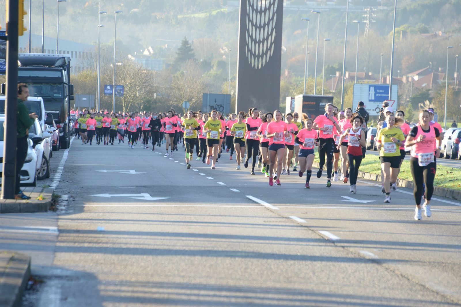 Las mejores fotos de la Carrera de la Mujer Central Lechera Asturiana Gijón 2021 (CARRERA / GALERÍA 1)