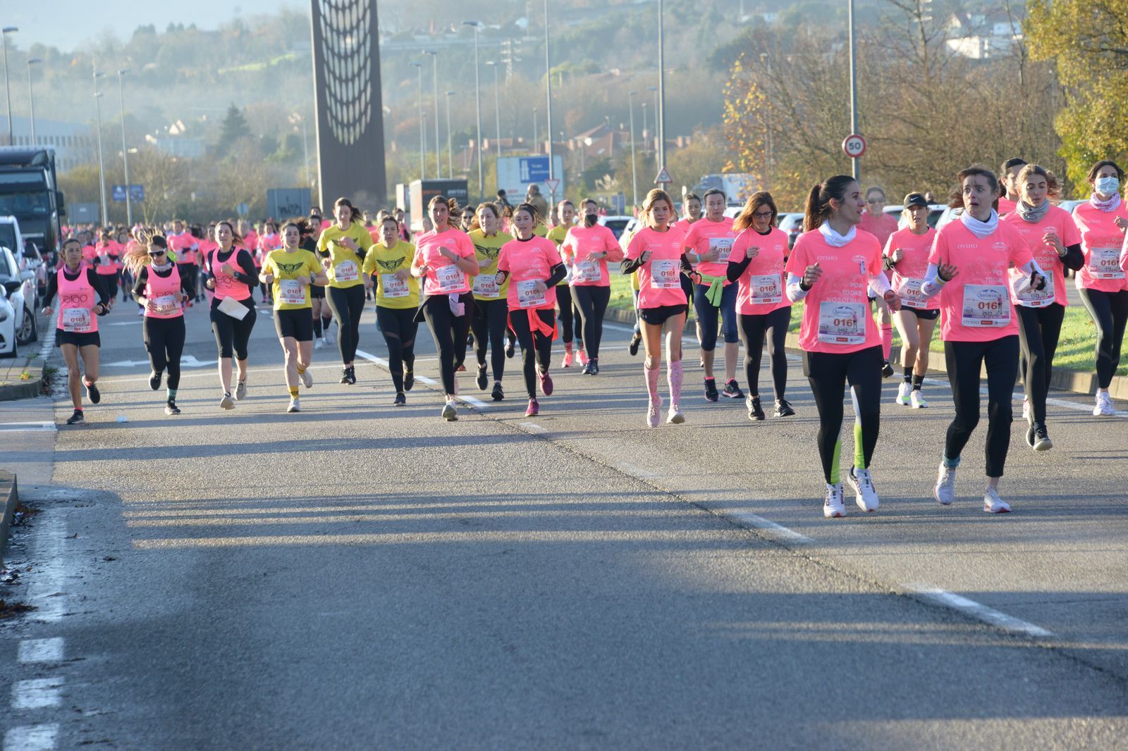 Las mejores fotos de la Carrera de la Mujer Central Lechera Asturiana Gijón 2021 (CARRERA / GALERÍA 1)