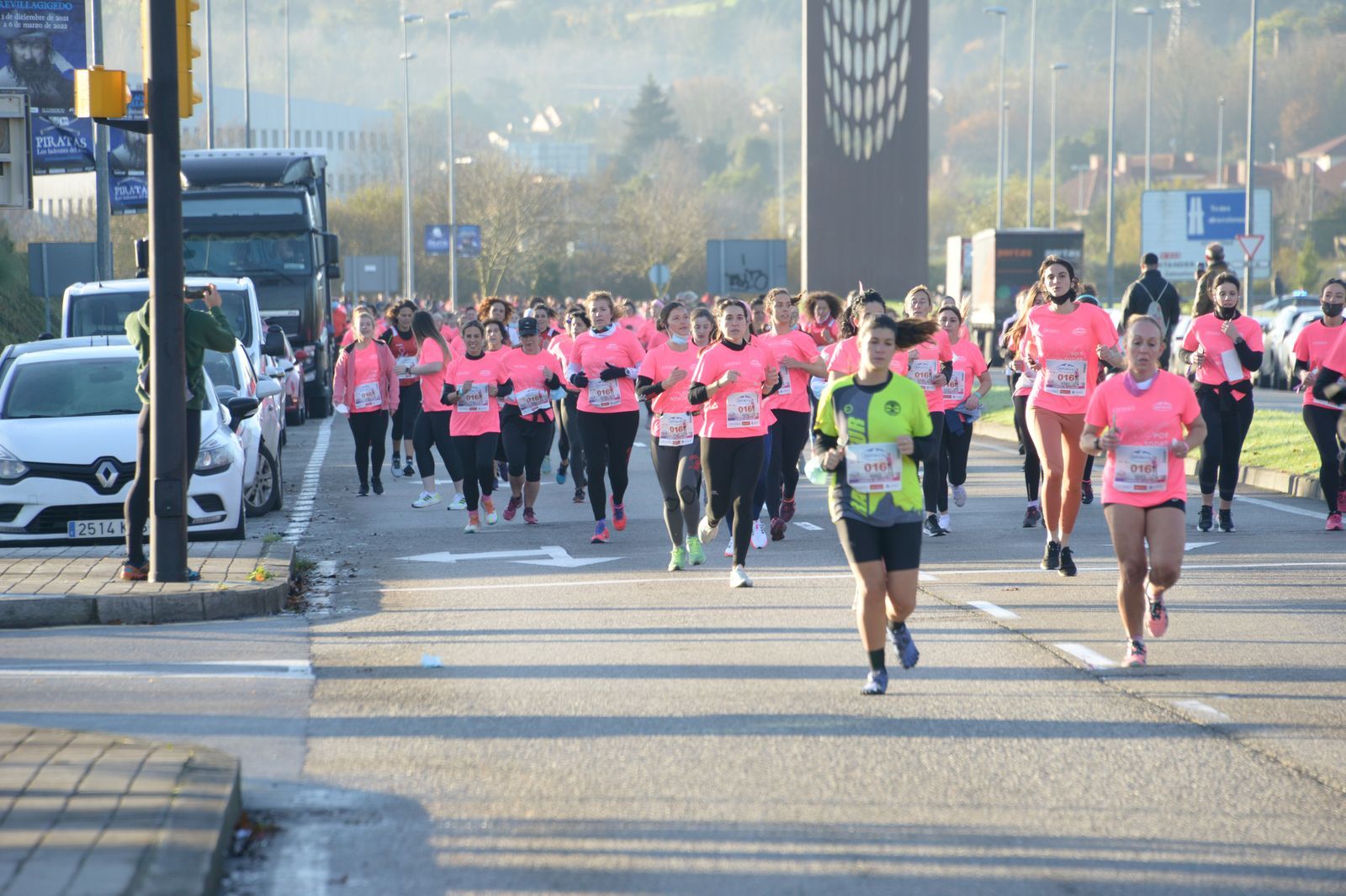 Las mejores fotos de la Carrera de la Mujer Central Lechera Asturiana Gijón 2021 (CARRERA / GALERÍA 1)