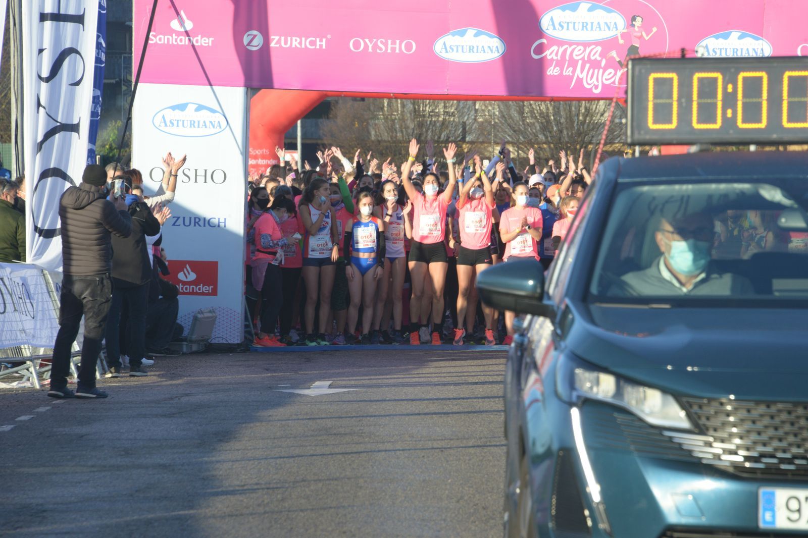 Las mejores fotos de la Carrera de la Mujer Central Lechera Asturiana Gijón 2021 (CARRERA / GALERÍA 1)