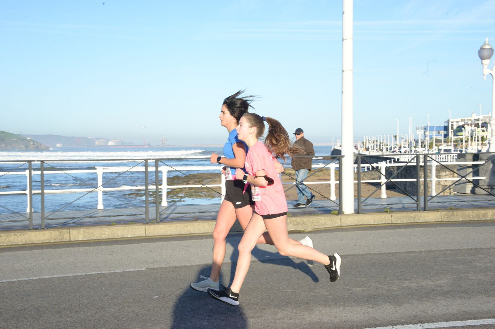 Las mejores fotos de la Carrera de la Mujer Central Lechera Asturiana Gijón 2021 (CARRERA / GALERÍA 2)