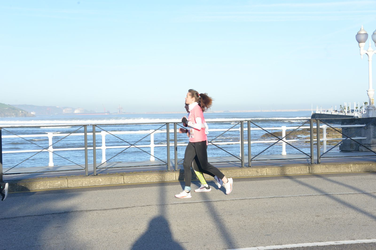 Las mejores fotos de la Carrera de la Mujer Central Lechera Asturiana Gijón 2021 (CARRERA / GALERÍA 2)