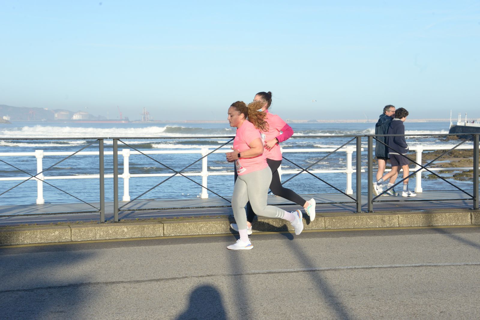 Las mejores fotos de la Carrera de la Mujer Central Lechera Asturiana Gijón 2021 (CARRERA / GALERÍA 2)