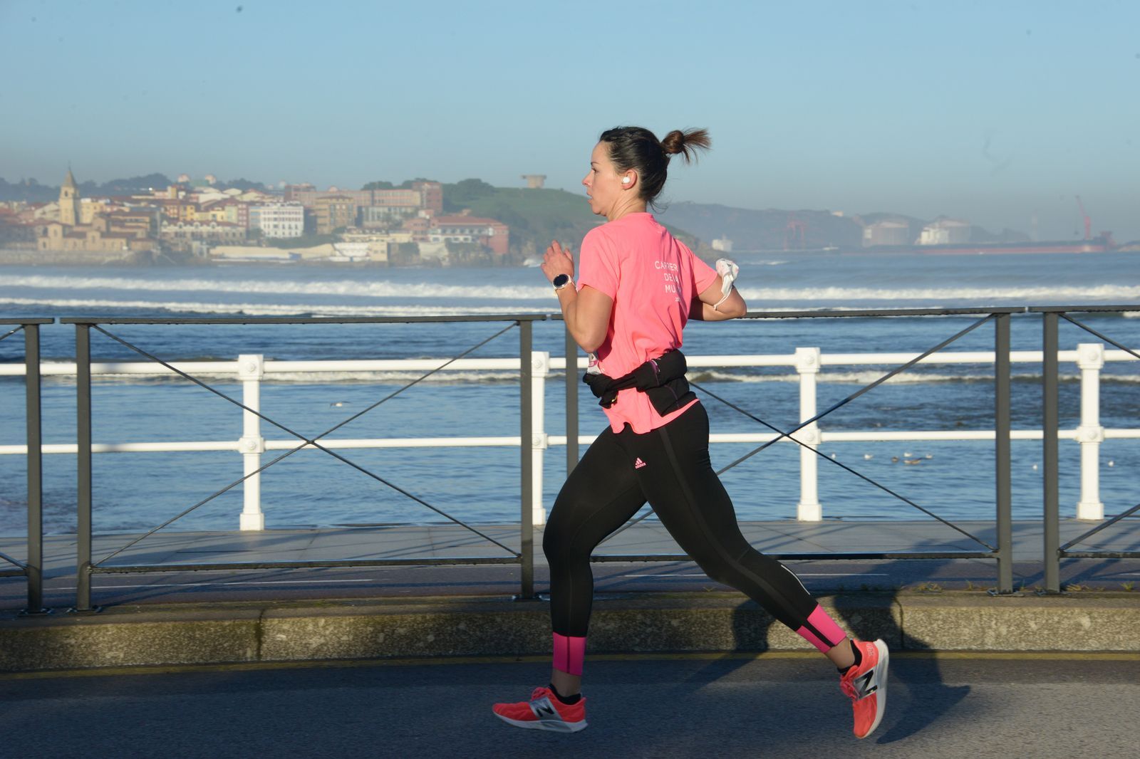 Las mejores fotos de la Carrera de la Mujer Central Lechera Asturiana Gijón 2021 (CARRERA / GALERÍA 2)