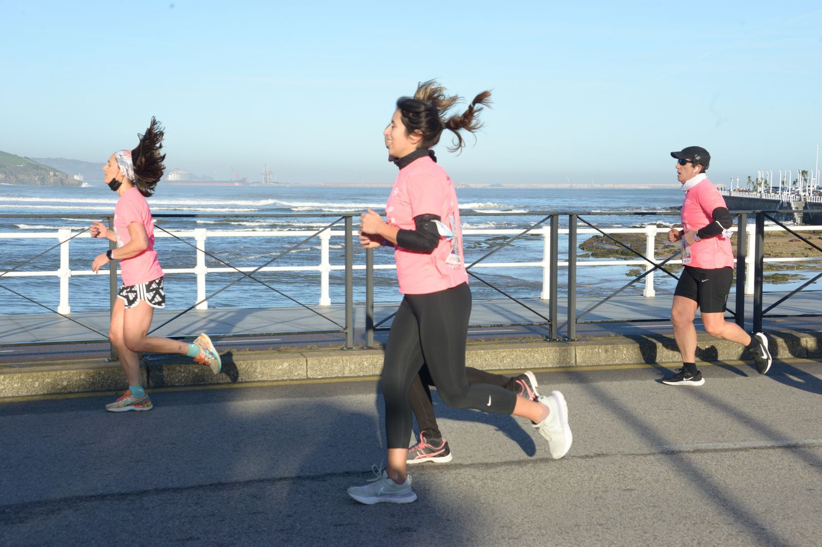 Las mejores fotos de la Carrera de la Mujer Central Lechera Asturiana Gijón 2021 (CARRERA / GALERÍA 3)