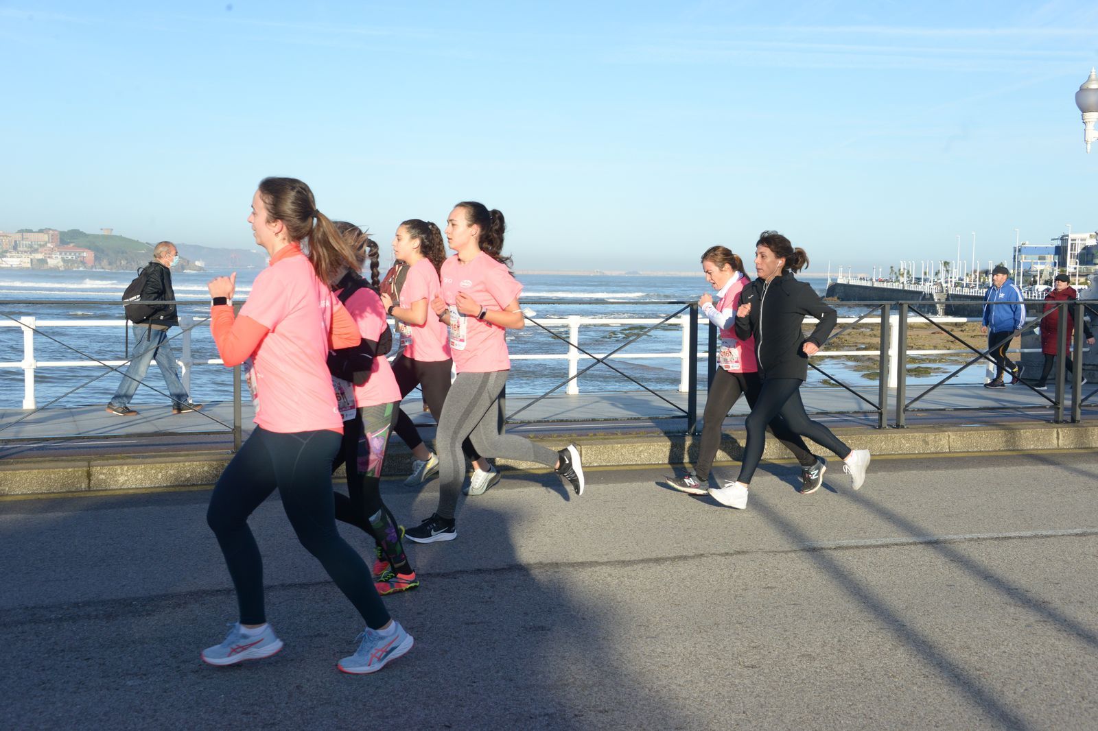 Las mejores fotos de la Carrera de la Mujer Central Lechera Asturiana Gijón 2021 (CARRERA / GALERÍA 3)