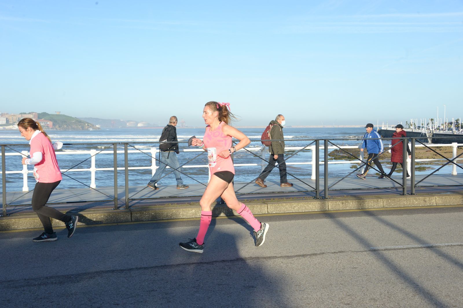 Las mejores fotos de la Carrera de la Mujer Central Lechera Asturiana Gijón 2021 (CARRERA / GALERÍA 3)