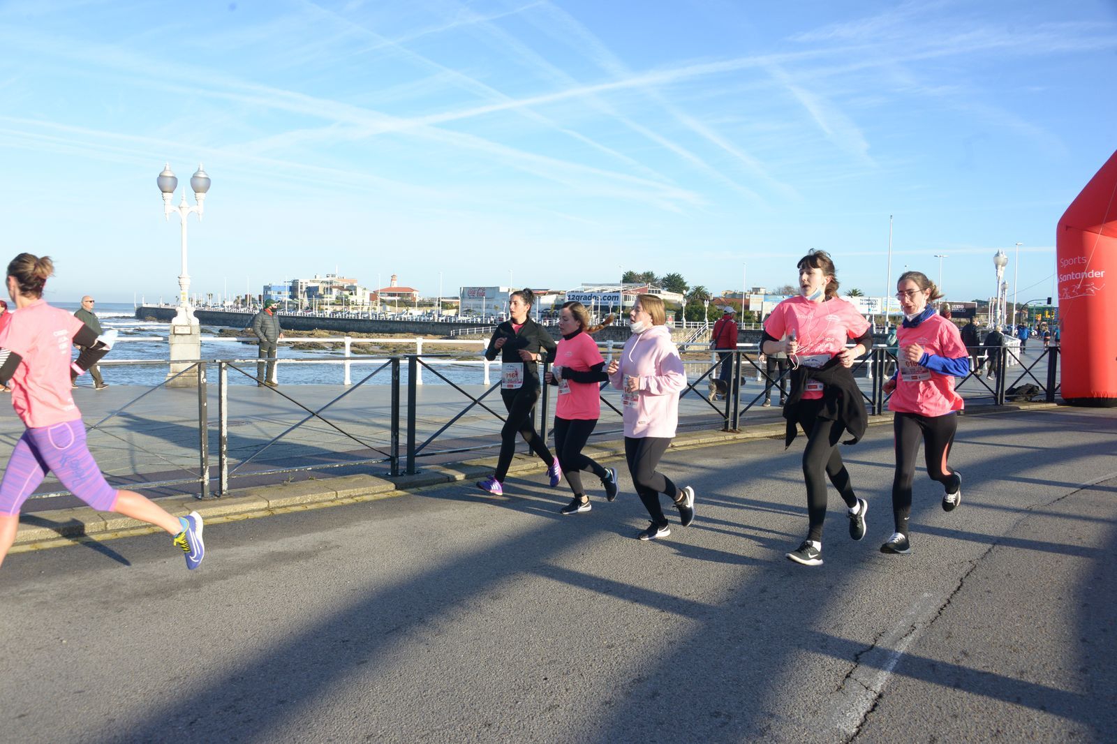 Las mejores fotos de la Carrera de la Mujer Central Lechera Asturiana Gijón 2021 (CARRERA / GALERÍA 3)
