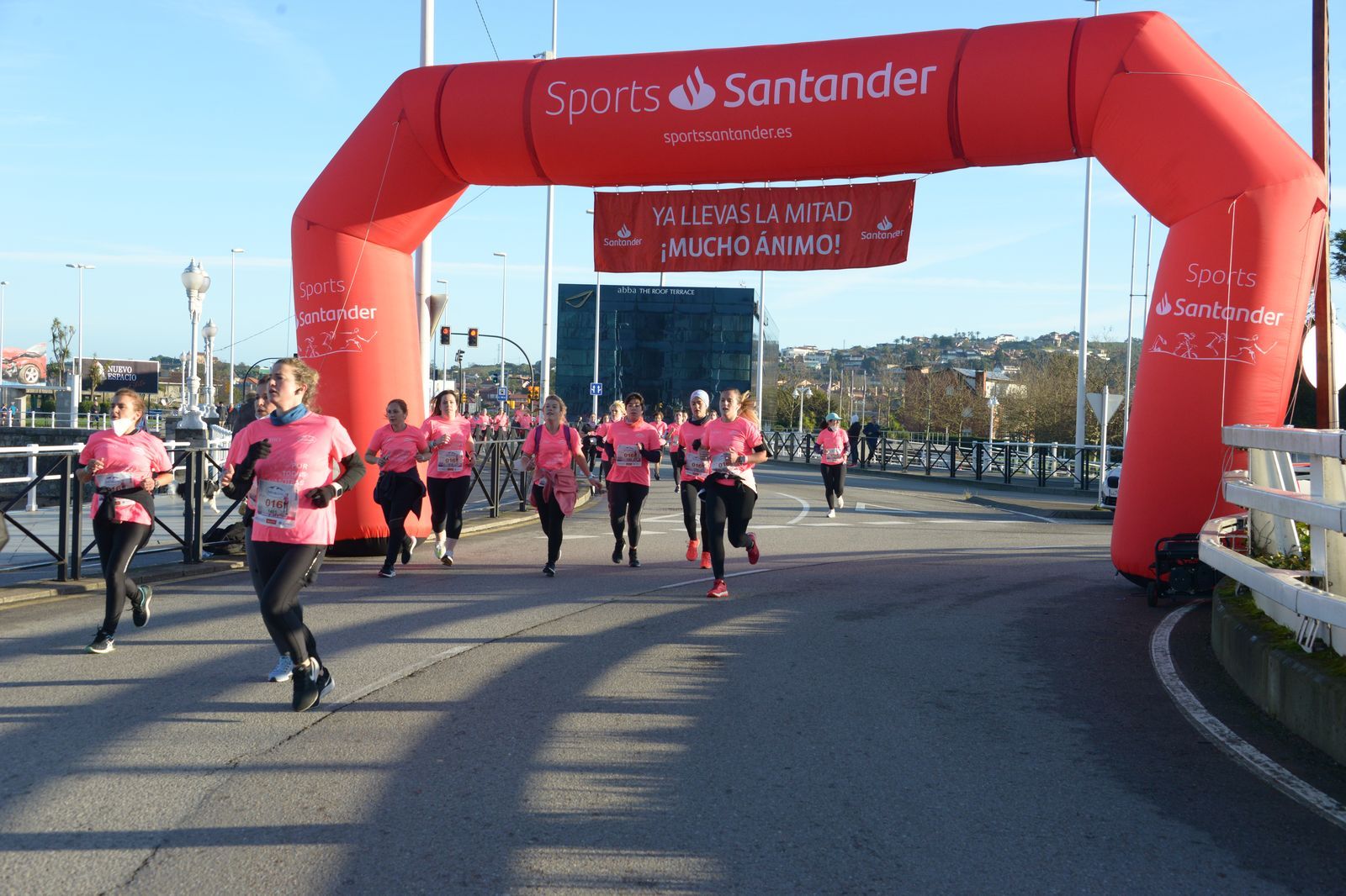 Las mejores fotos de la Carrera de la Mujer Central Lechera Asturiana Gijón 2021 (CARRERA / GALERÍA 3)
