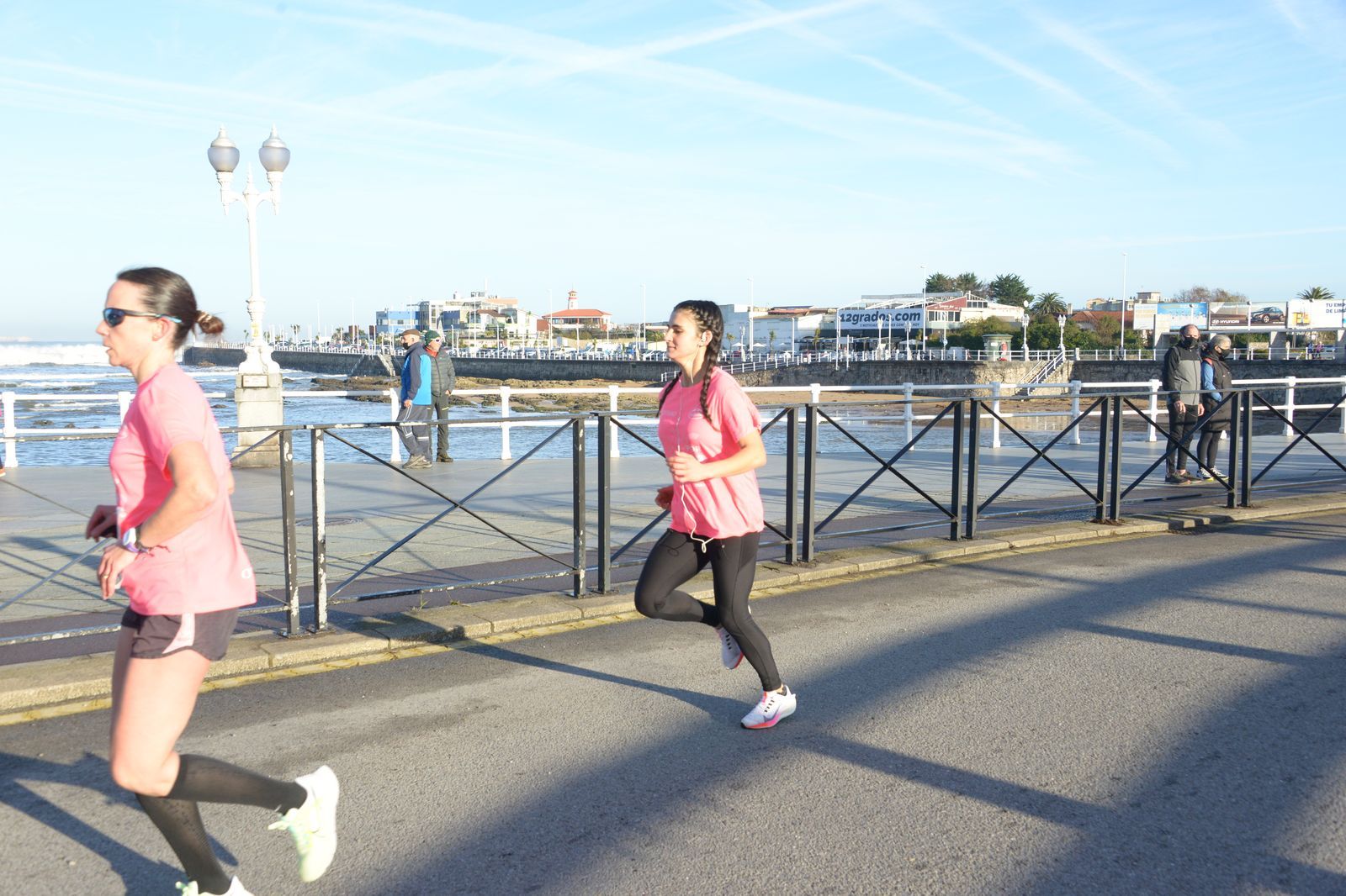 Las mejores fotos de la Carrera de la Mujer Central Lechera Asturiana Gijón 2021 (CARRERA / GALERÍA 3)
