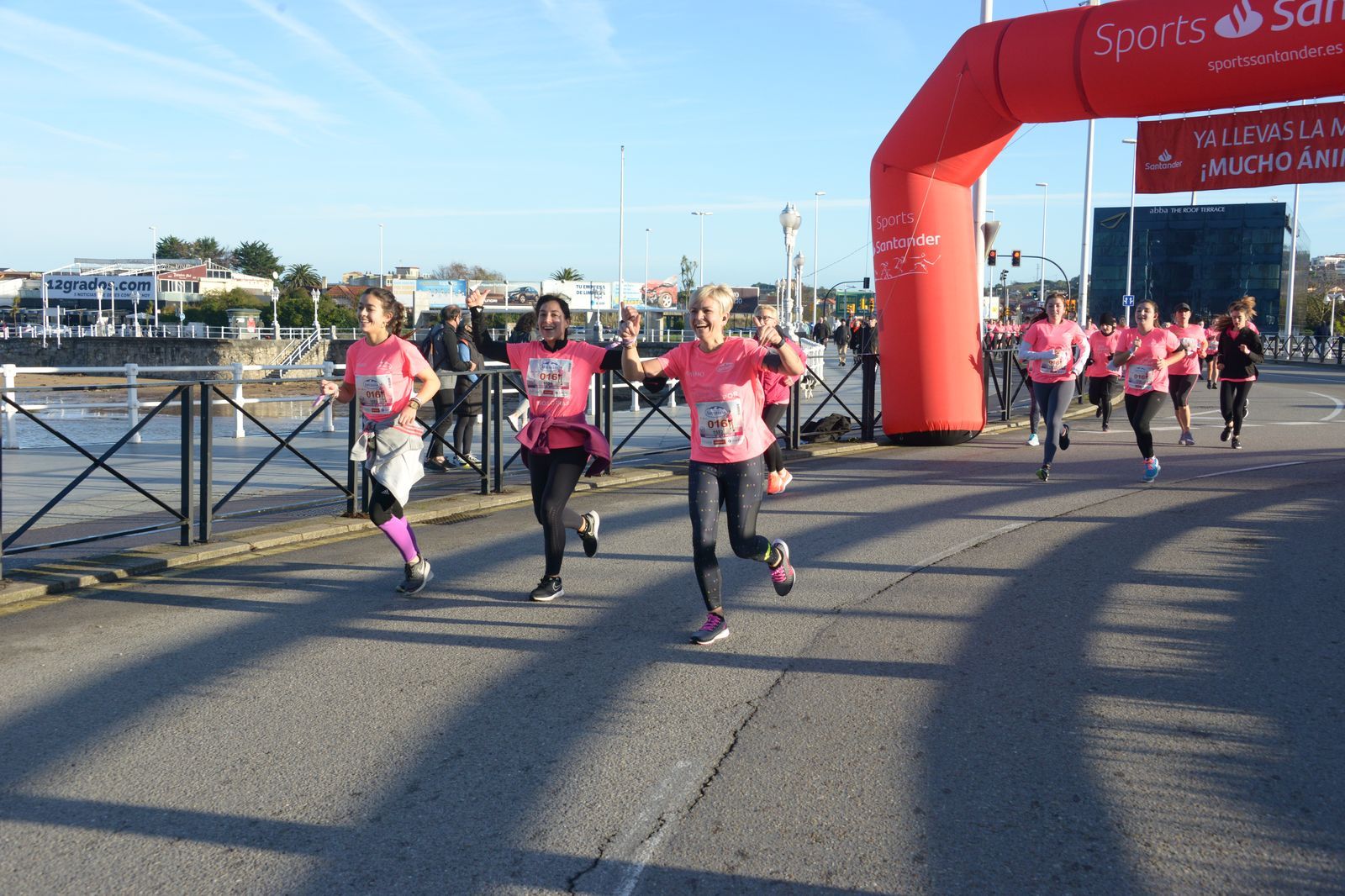 Las mejores fotos de la Carrera de la Mujer Central Lechera Asturiana Gijón 2021 (CARRERA / GALERÍA 3)