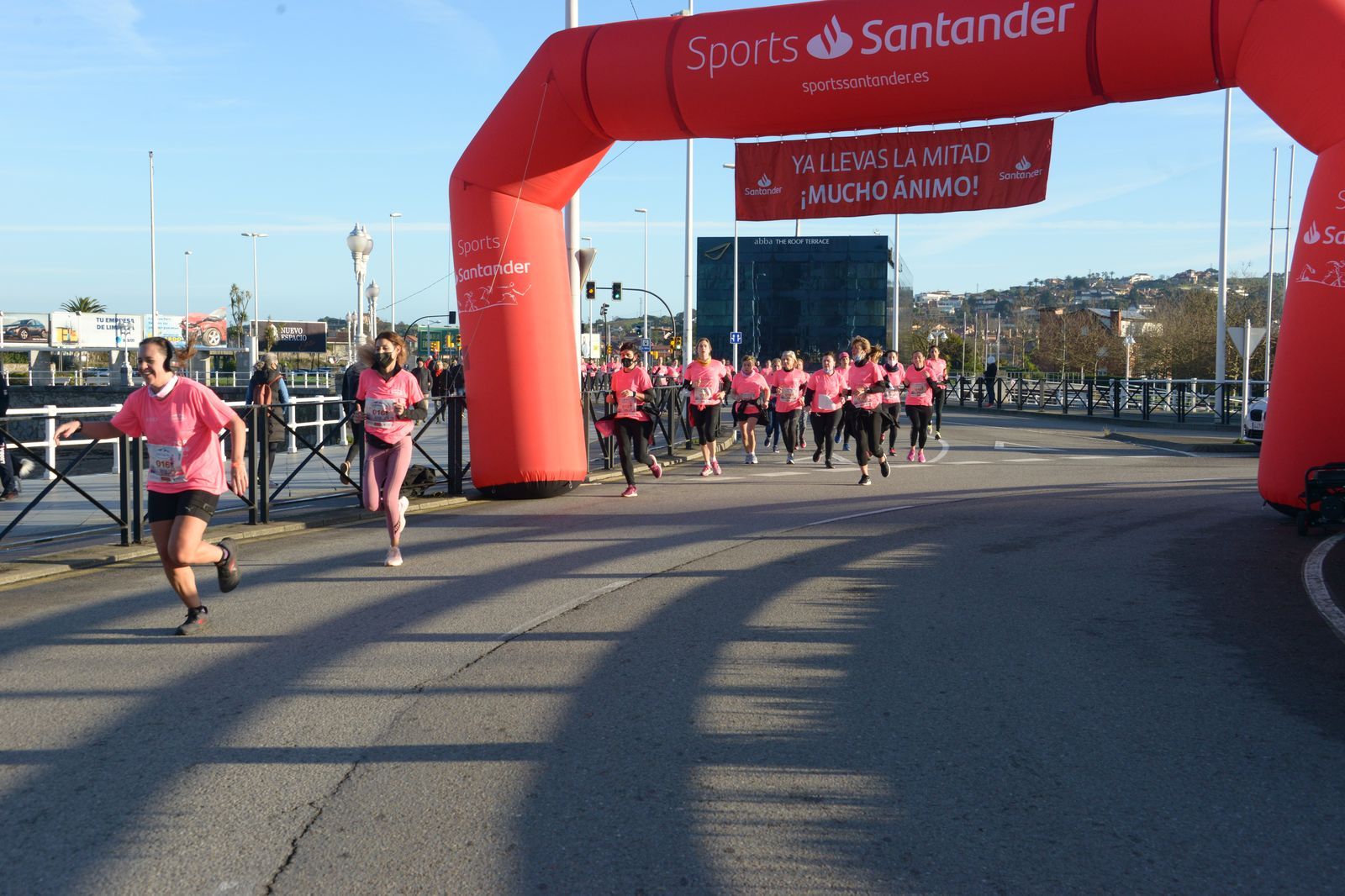 Las mejores fotos de la Carrera de la Mujer Central Lechera Asturiana Gijón 2021 (CARRERA / GALERÍA 3)