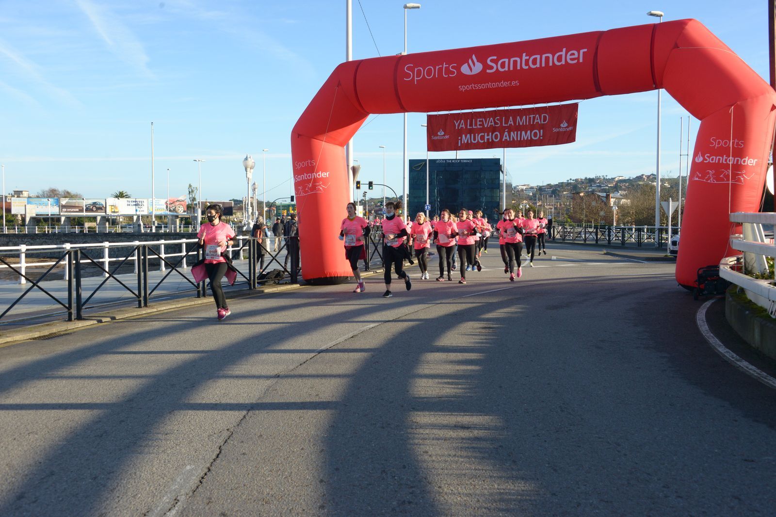Las mejores fotos de la Carrera de la Mujer Central Lechera Asturiana Gijón 2021 (CARRERA / GALERÍA 3)