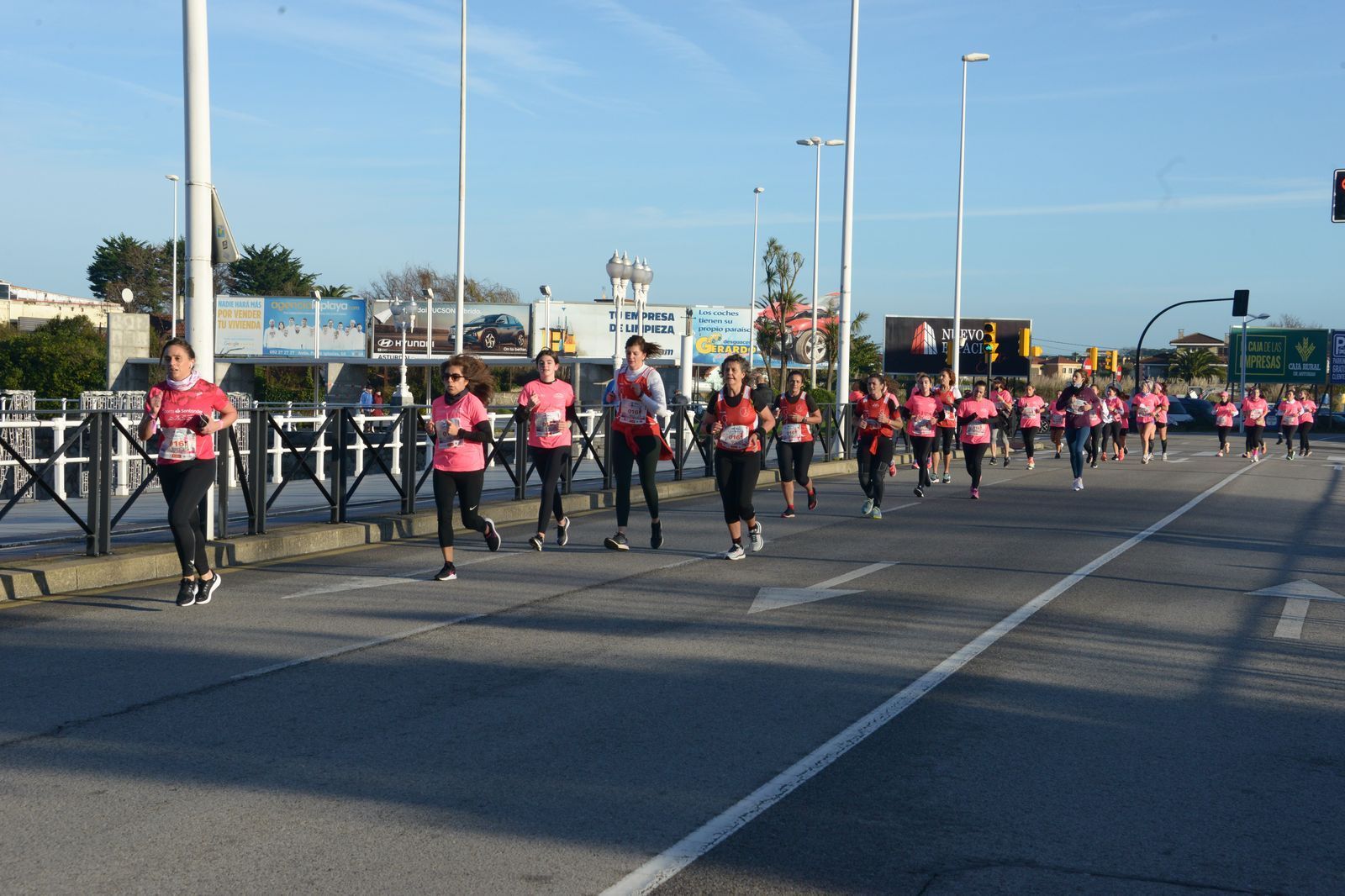 Las mejores fotos de la Carrera de la Mujer Central Lechera Asturiana Gijón 2021 (CARRERA / GALERÍA 3)