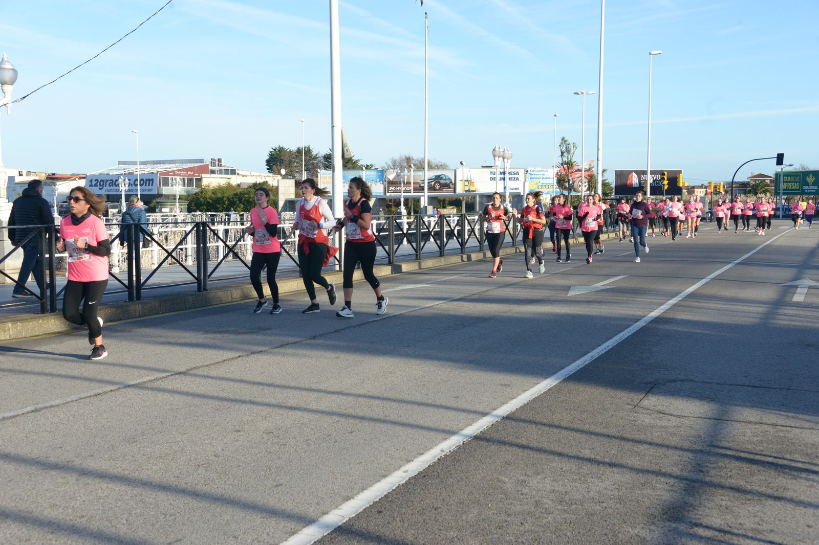 Las mejores fotos de la Carrera de la Mujer Central Lechera Asturiana Gijón 2021 (CARRERA / GALERÍA 3)