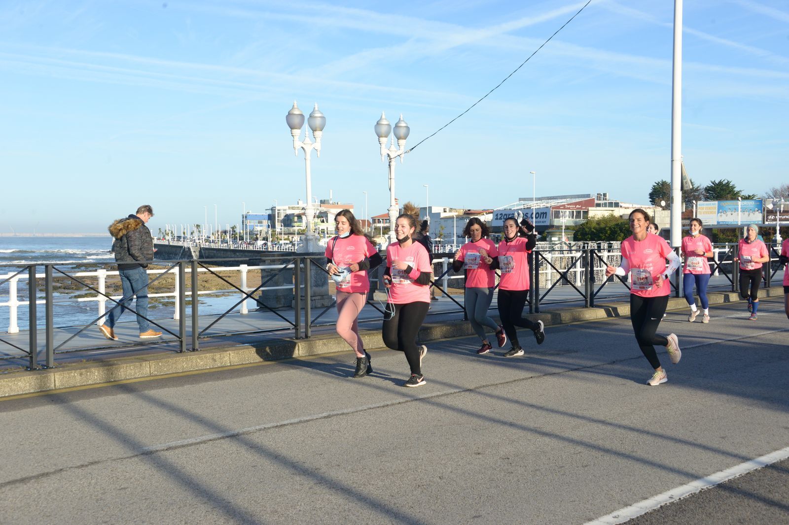 Las mejores fotos de la Carrera de la Mujer Central Lechera Asturiana Gijón 2021 (CARRERA / GALERÍA 3)
