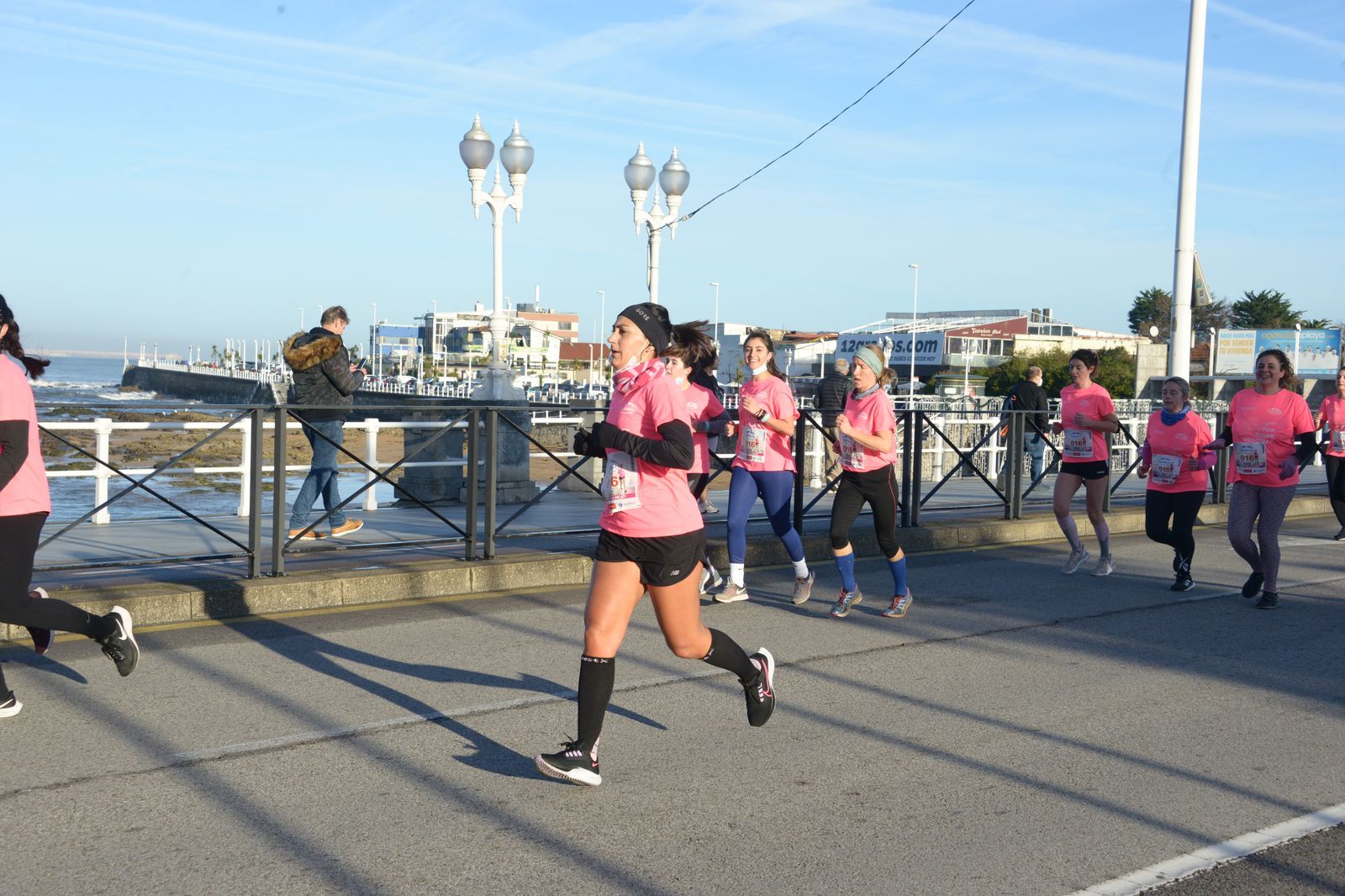 Las mejores fotos de la Carrera de la Mujer Central Lechera Asturiana Gijón 2021 (CARRERA / GALERÍA 3)